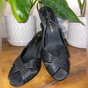 *BEAUTIFUL* (gently worn) Nina pump w/ 3” heel, European 36.5 (I wear 6.5 to 7)